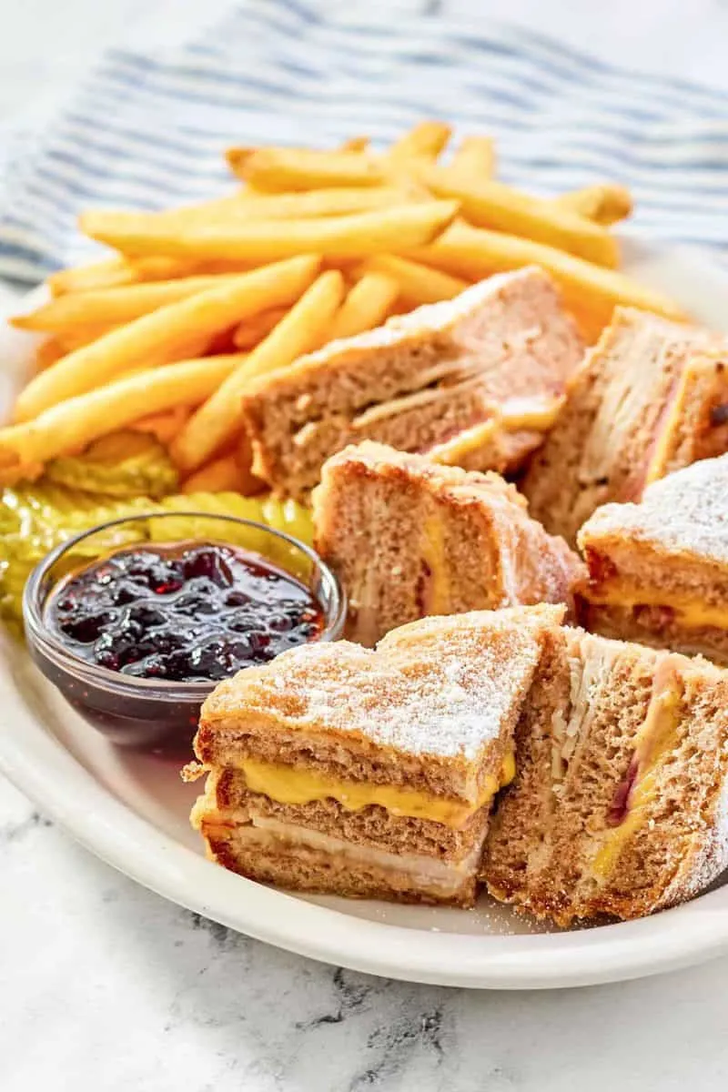 Bennigan's Monte Cristo Sandwich (Copycat)